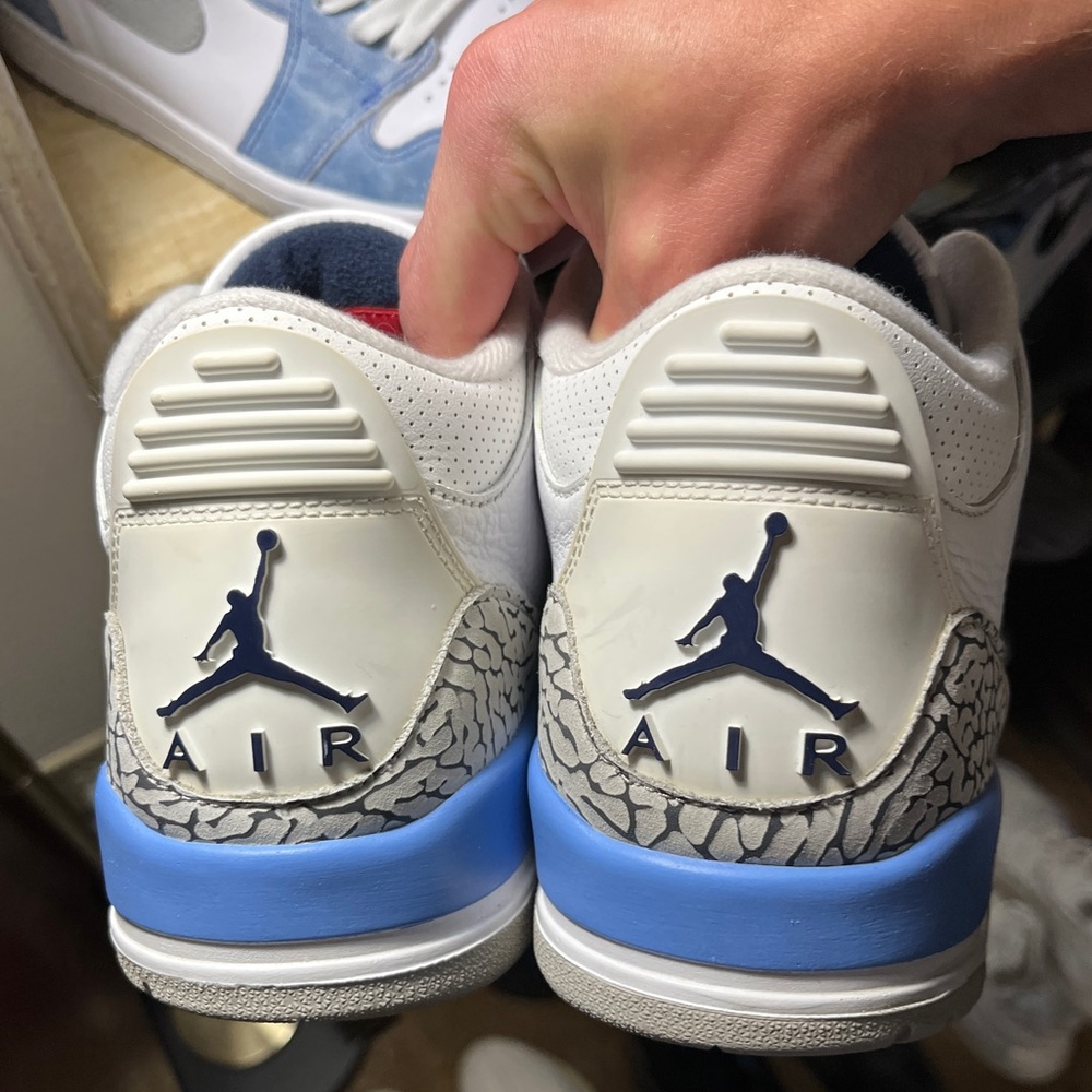 !Jordan 3 Unc! With Authentication! - image 3